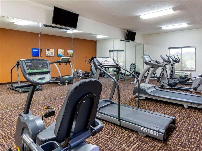 Comfort Inn & Suites Blue Ridge Eksteriør billede