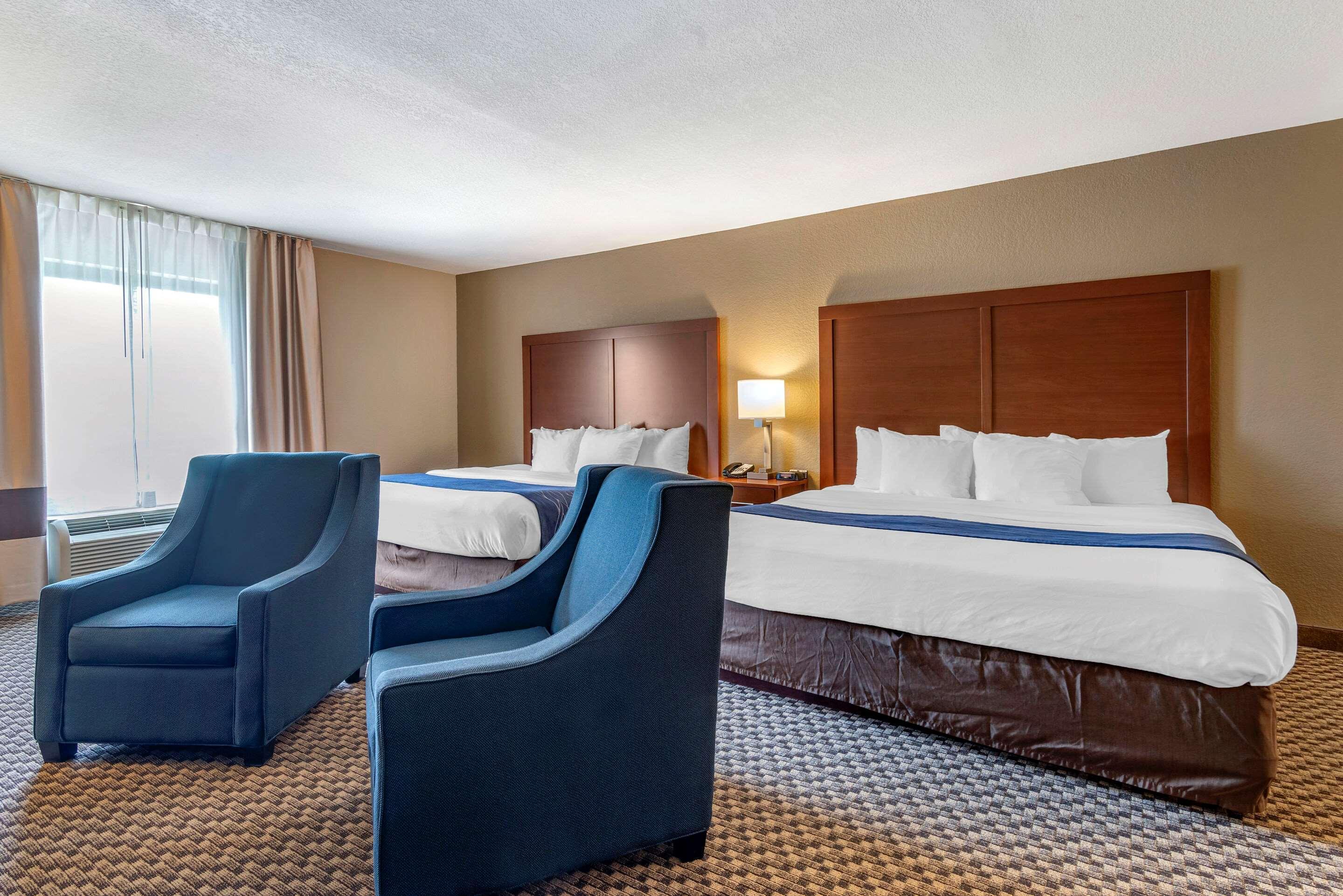 Comfort Inn & Suites Blue Ridge Eksteriør billede