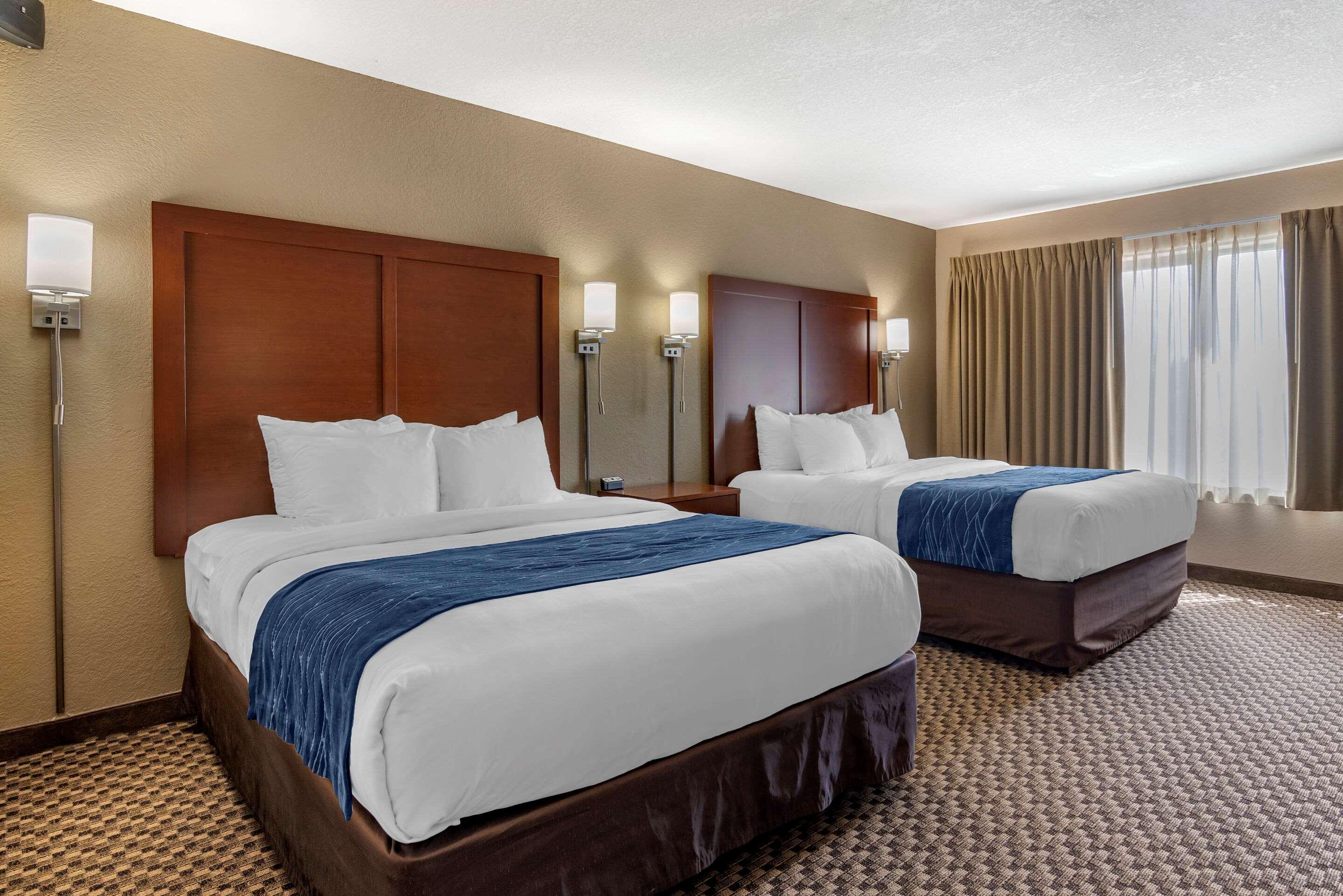 Comfort Inn & Suites Blue Ridge Eksteriør billede
