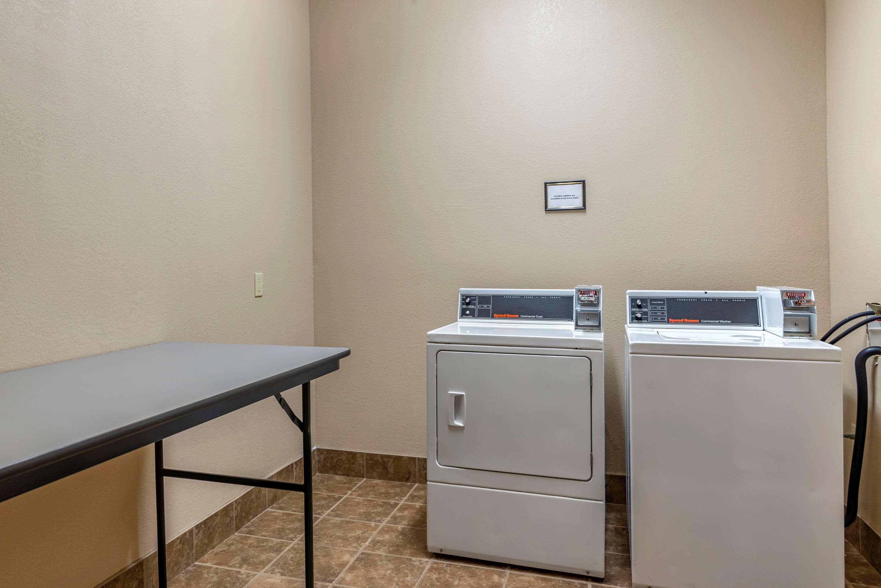 Comfort Inn & Suites Blue Ridge Eksteriør billede